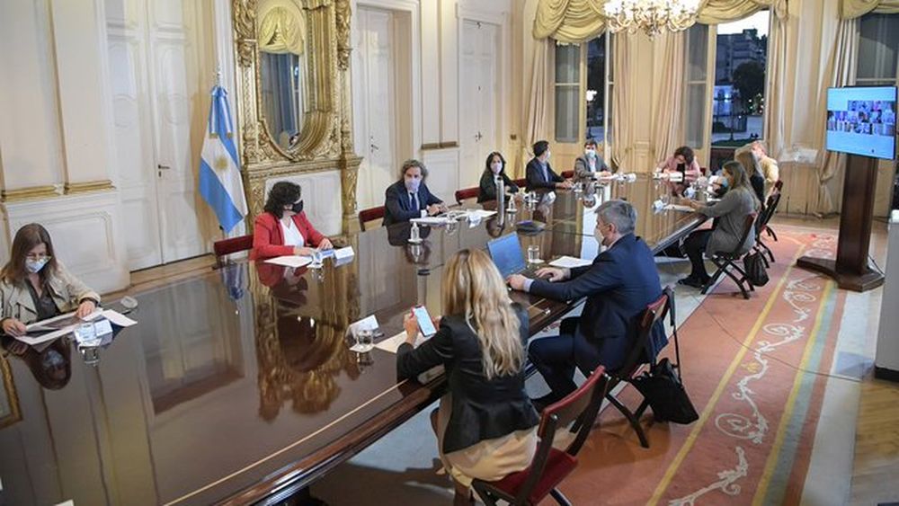 El Gobierno y los expertos médicos comenzaron a definir si habrá nuevas restricciones