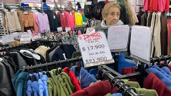 OFERTAS. Los comerciantes que participan del megaoutlet ofrecen diferentes descuentos y promociones en las ventas.