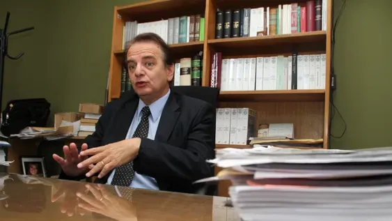 Florencia Peña posó con un body negro totalmente transparente: “Seamos libres de sentir”