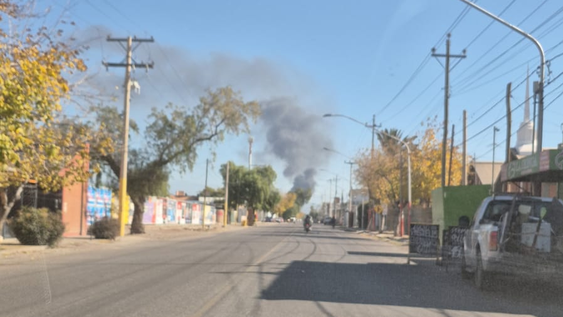La columna de humo se obervaba desde varios kilómetros.