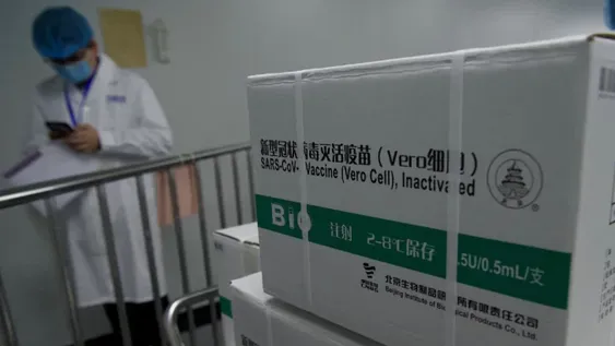 Se usará como segunda dosis 1 millón de vacunas que llega de Sinopharm