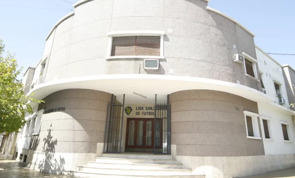 La trastienda del arribo de Cuevas