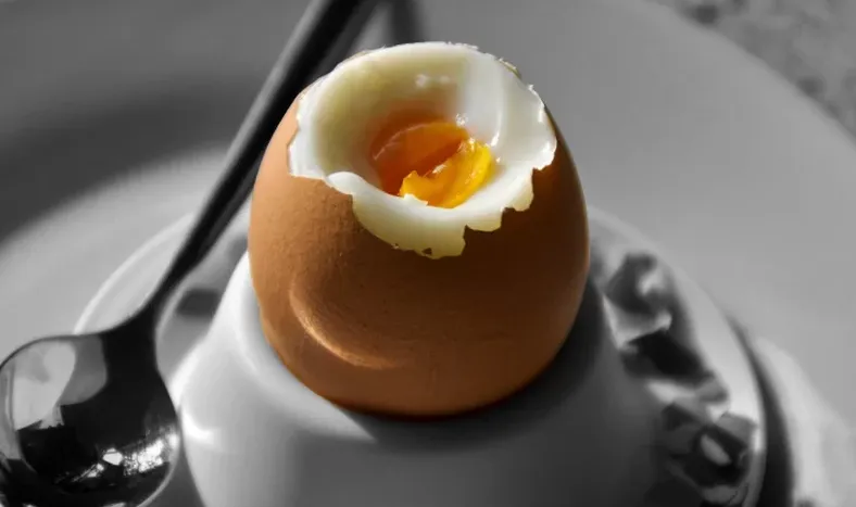 ¿Es bueno desayunar huevos todos los días? Los beneficios y las contraindicaciones del desayuno proteico