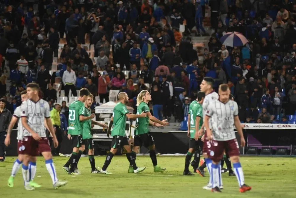 Desilusión en Olivera, Prósperi y Carabajal