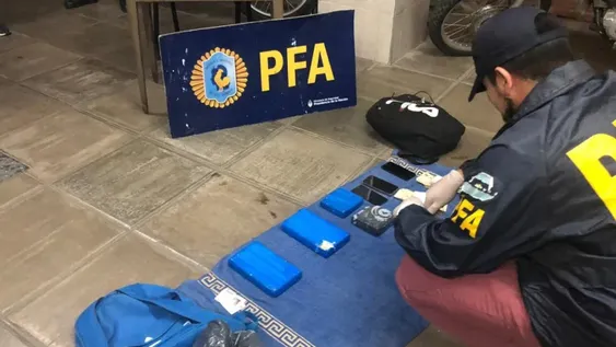Intentaron entrar cocaína a la provincia, pero fueron sorprendidos por la Federal