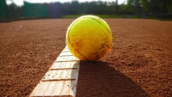 Dos tenistas fueron suspendidas de por vida por múltiples arreglos de partidos