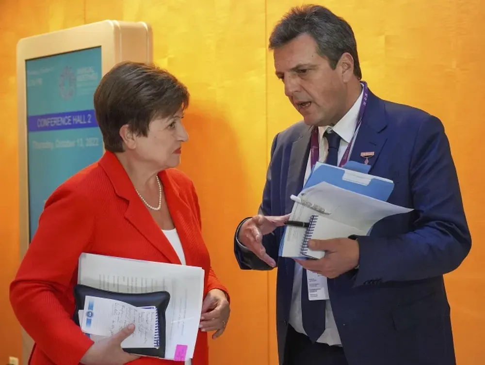 Argentina pagó U$D 2.700 millones al FMI y viajarán funcionarios a EEUU