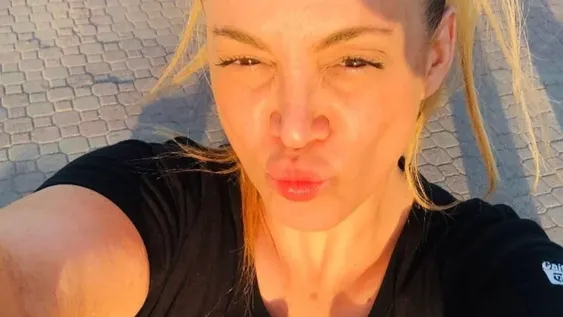 María Eugenia Ritó dio un adelanto de alto voltaje de los contenidos que subirá al sito porno