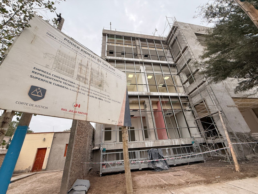 Así va quedando el edificio del Centro Judicial para la Segunda Circunscripción. Foto: Daniel Arias.-