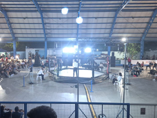 El Club Social San Juan fue sede de un mega evento de combates. El Club Social San Juan fue sede de un mega evento de combates.