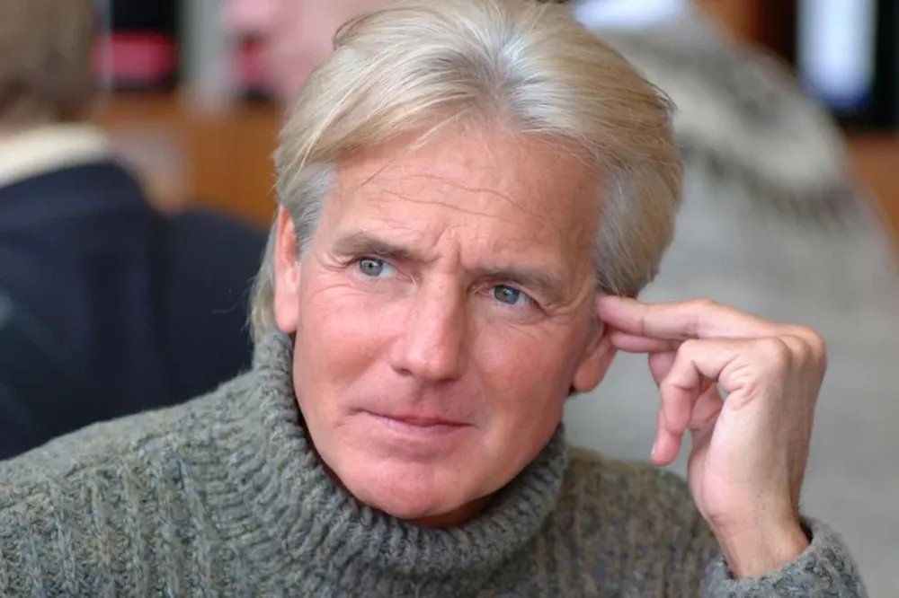 Último parte de Sergio Denis indicó que “continúa en estado crítico”