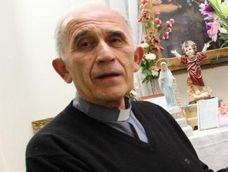 El Padre Paquito fue internado y causó preocupación en la comunidad católica sanjuanina. El Padre Paquito fue internado y causó preocupación en la comunidad católica sanjuanina.