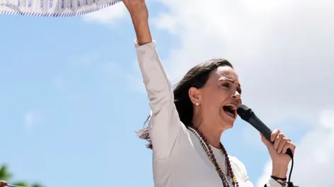 En una jornada histórica, la oposición de Venezuela se moviliza contra Maduro