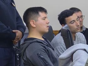 El cabo primero Alejandro Meza y el cabo Fabián Bernal, los policías fueron condenados a un año y dos años de prisión condicional.&nbsp;