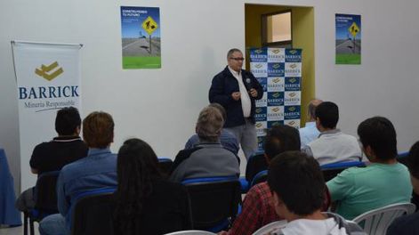 Por un convenio, 50 albardoneros se capacitarán en construcción