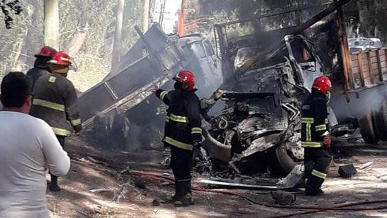 Hasta fuego en impresionante impacto entre pesos pesado