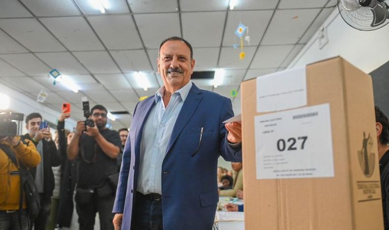 Ricardo Quintela seguirá como gobernador de La Rioja