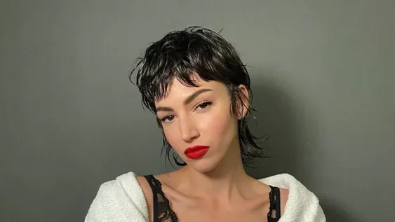 Úrsula Corberó mostró su intimidad con el Chino Darín