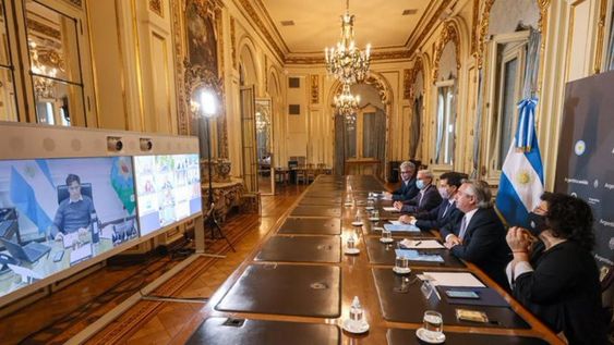 Fernández definió más restricciones y gobernadores apoyaron