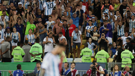 Hinchada argentina. Foto: Reuters.