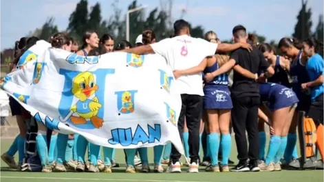 Diario de Cuyo | Festejo. Las Patitas de la U fueron las mejores del Argentino Sub 19 en Neuquén.