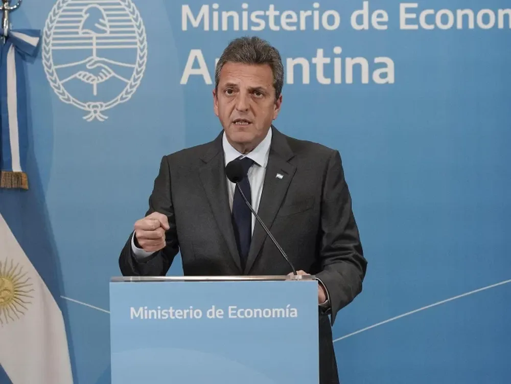 Massa pagó 775 millones de dólares al FMI con una estrategia secreta para evitar su fracaso