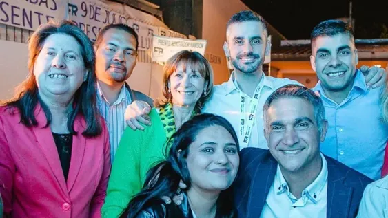 Caselles le marcó la cancha a Aranda y, de paso, tanteó un cargo ejecutivo