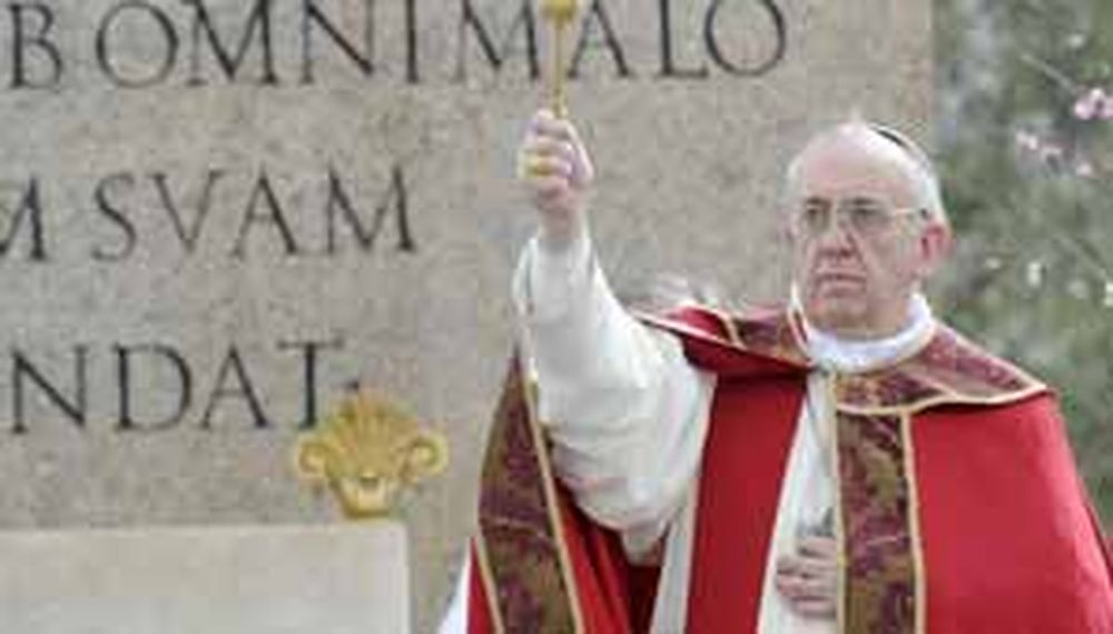 Domingo de Ramos: el Papa instó a combatir la corrupción