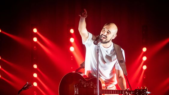Abel Pintos rompió en llanto al escuchar cantar a una participante de La Voz Argentina