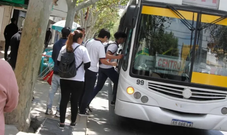 Paro de colectivos: la UTA endurece su postura y afirma que “no va haber ningún tipo de acuerdo” para levantar la medida