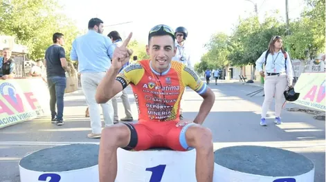 Dotti, el más veloz pero Gerardo Tivani se quedó con la Vuelta a Valle Fértil