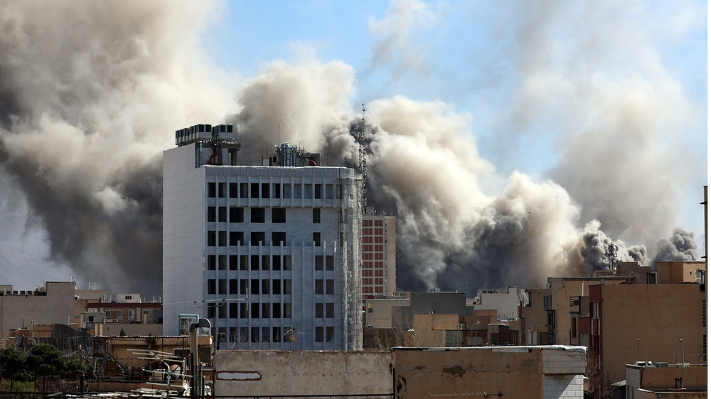 Los ataques de Israel continúan en distintos puntos de Teherán. Este martes anunciaron que un objetivo fue el complejo gubernamental iraní.