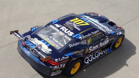 Prometedor. Tobías Martínez y su Camaro respondieron en Viedma en la clasificación del Turismo Carretera.