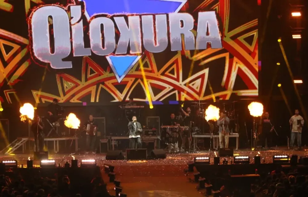 Q’Lokura cerró exitosamente la primera noche.