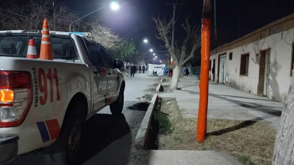 Un motociclista murió tras chocar contra un pilar en Chimbas