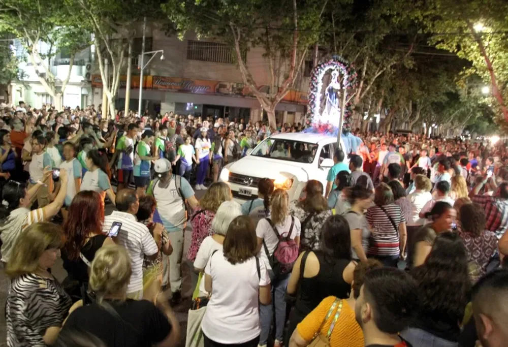 Tradición. Mañana, 8 de diciembre, a las 5  se hará la procesión por María.