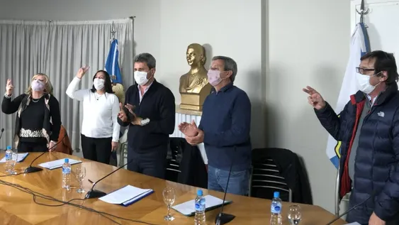 Para Uñac, lo ideal es que el oficialismo vaya a interna con dos listas
