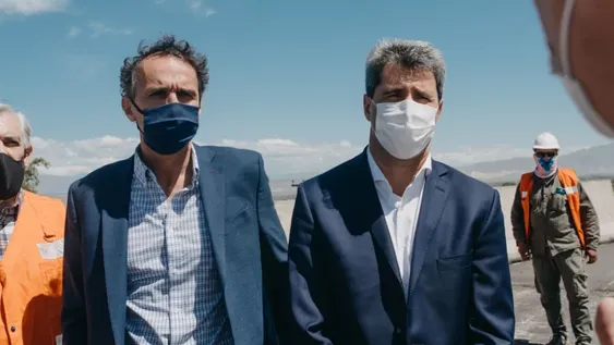 Uñac y sus alfiles viajaron para cerrar y gestionar acuerdos con Nación