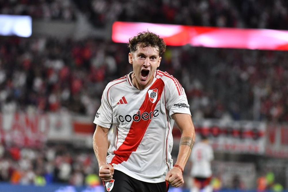 River le ganó 1 – 0 a Atlético Tucumán y quedó cerca de la punta