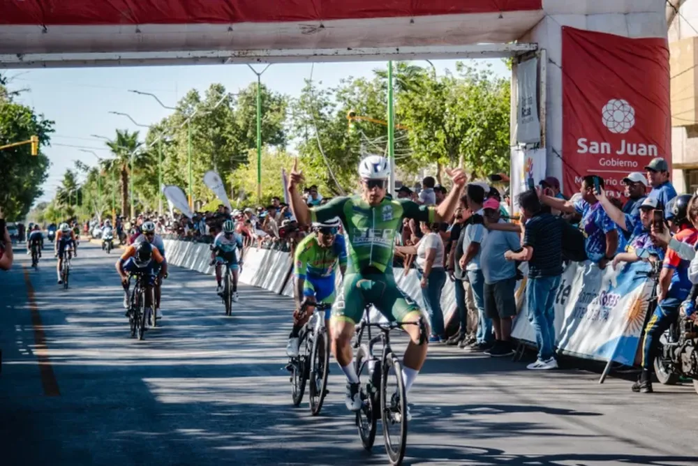 Ganador. Leo Cobarrubia fue el último ganador de la Doble Chepes y desde este viernes buscará retener ese logro.