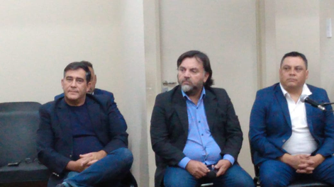 El intendente de Angaco, José Castro, y los concejales Alberto De Los Ríos y Alejandro Paredes. El edil Roberto López vivió la audiencia por Zoom, ya que tenía un viaje programado fuera de la provincia.&nbsp;