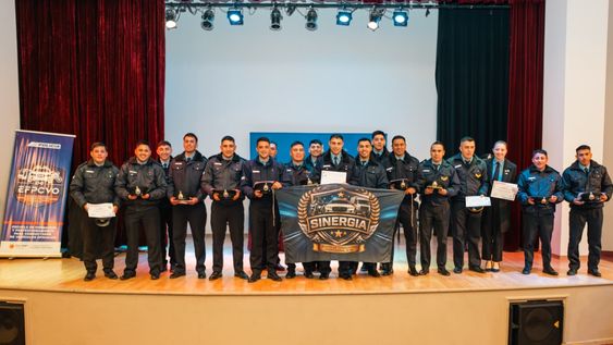 La Escuela de Conductores de la Policía de San Juan celebró su 11º aniversario con la capacitación de 19 nuevos efectivos.