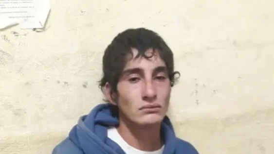 El ladrón del pie clavado en una reja, ahora en la mira por un robo con un apuñalado