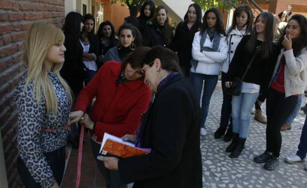 Más de la mitad de las candidatas a Reina superó 1,68 metros de estatura