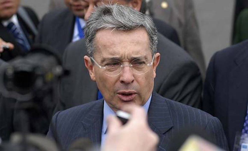 Uribe tiene gripe A ¿Se contagió en Bariloche?