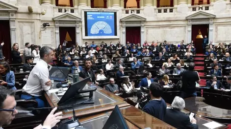 Tres diputados de Catamarca de la Unión por la Patria se pasaron a La Libertad Avanza
