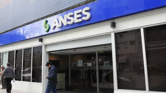 ANSES: IFE, jubilados, AUH y SUAF que cobrarán este miércoles 22