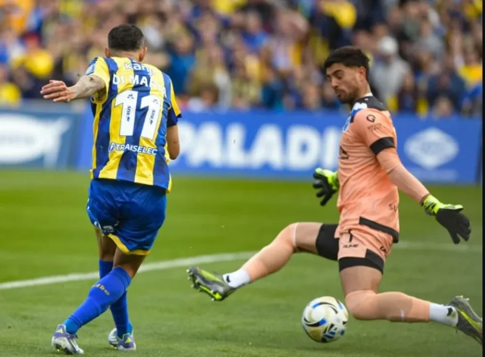 REGRESO. Di María vivió una jornada especial en Rosario a pura emoción.