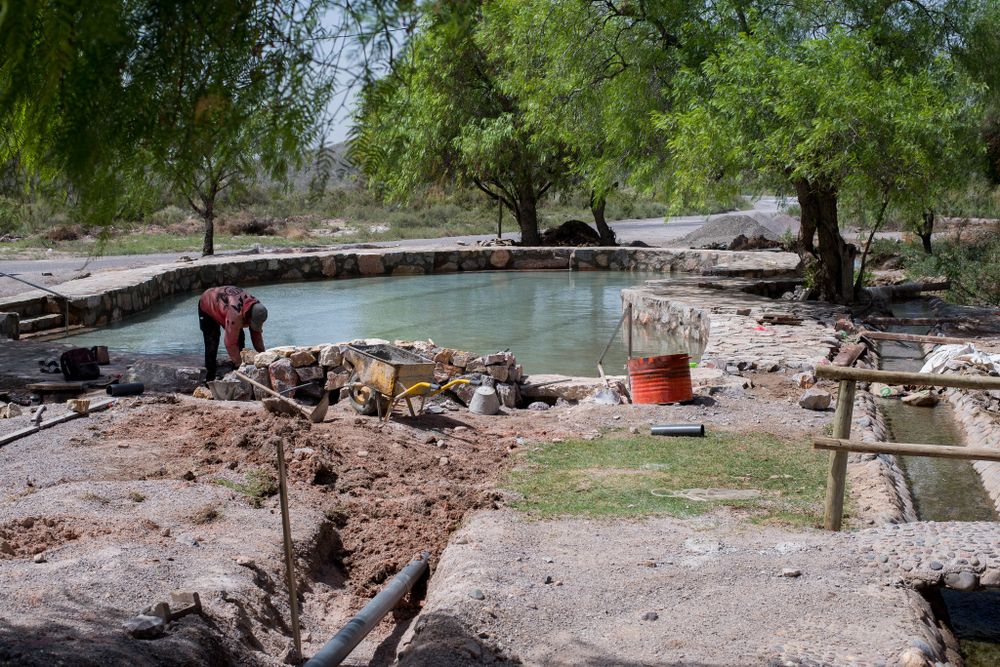 Sarmiento contará con una nueva pileta con aguas sanadoras para fomentar el turismo termal en el departamento.