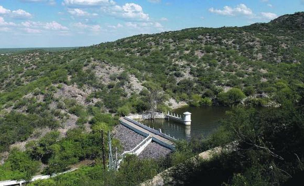 Proponen concesionar el perilago del dique vallisto